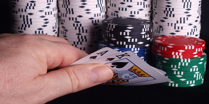 KUBET_Cách Chia Bài Poker Và Chiến Lược Khi Chia Poker